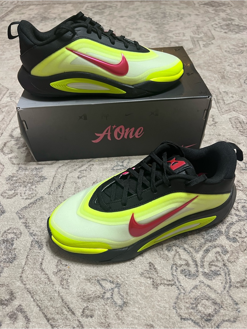 Nike Kids' Grade School A'One A'ja Wilson Basketball Shoes Black/Volt/Pink